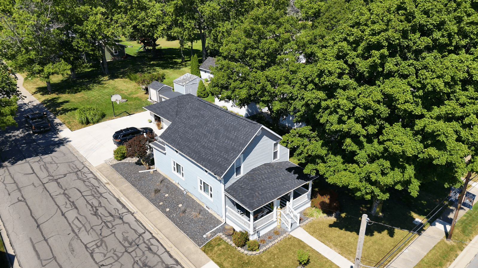 Comprehensive Roof Replacement – Residential Home & Garage